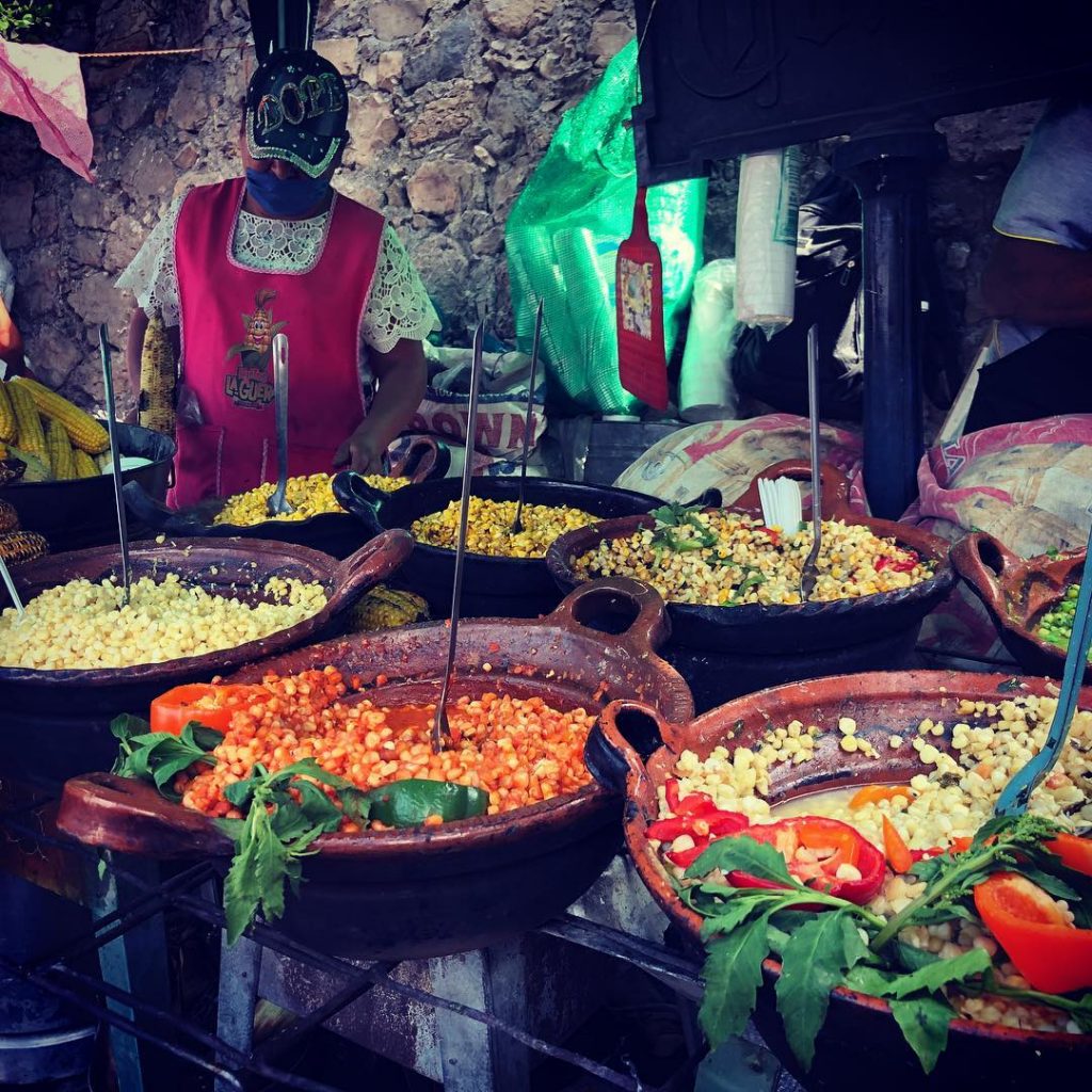 Esquites en Peña de Bernal